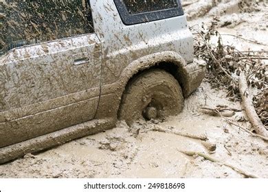 Car Stuck Mud Stock Photo 249818698 | Shutterstock