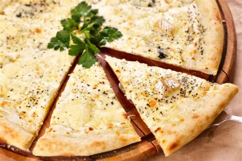 The Best Cheese for Pizza: A Guide to Picking the Perfect Topping ...