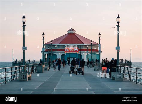 Rubys Diner On The Pier In Huntington Beach Orange County