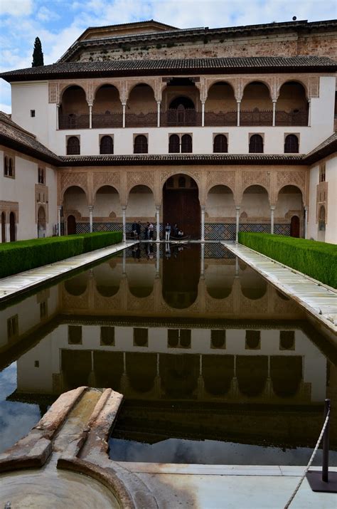 Alhambra Palacio Nazar Es Patio De Comares Alhambra Pal Flickr