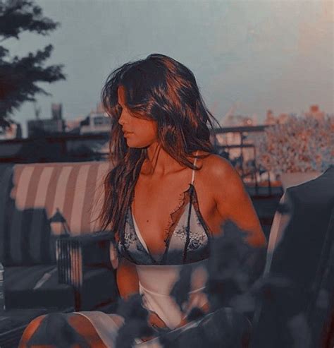Selena Gomez Posts Flawless New Pictures Of Her In Sexy Lingerie On