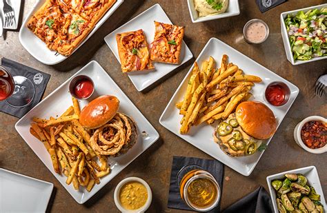 Most Popular Sports Bar Menu Items | Bottleneck Management