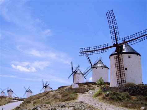 Molinos de viento: la pasión cervantina 400 años después