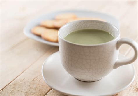 Premium Photo Hot Matcha Latte