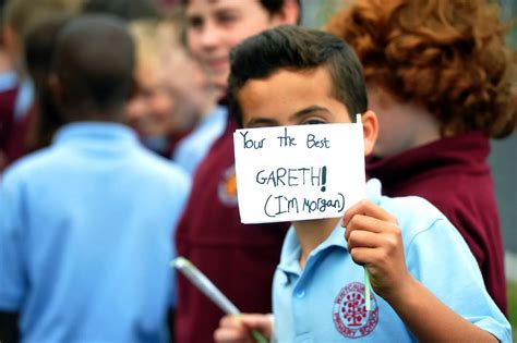 Gareth Bale Officially Opens Whitchurch Primary School Wales Online