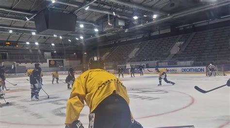 Vidéos Hockey sur glace CHL avant l entrée en lice des Dragons de