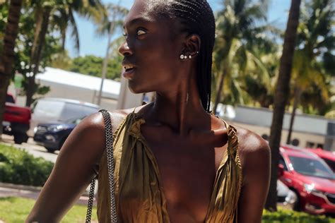 Espacio Vogue Miami Swim Week Las Marcas Participantes Vogue