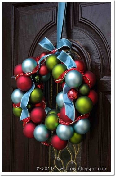 Sew Stormy: Christmas Bulb Wreath