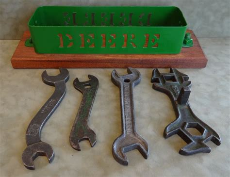 Jd Tractor Tool Box Wjd And Np Rr Wrenches
