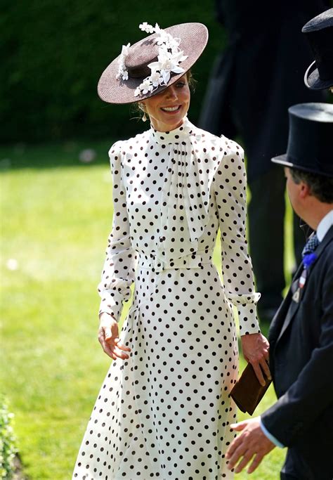 The Royal Ascot Fashion Looks We Love This Year Who What Wear