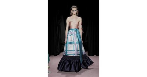 Viktor Rolf S S 18 Couture 13 Tagwalk The Fashion Search Engine