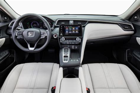 2021 Honda Insight Adds Blind Spot And Cross Traffic Assists To Roomy