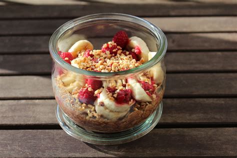 Schoko Haferdrink Oats Mit Bananen Und Himbeeren Overnight Oats