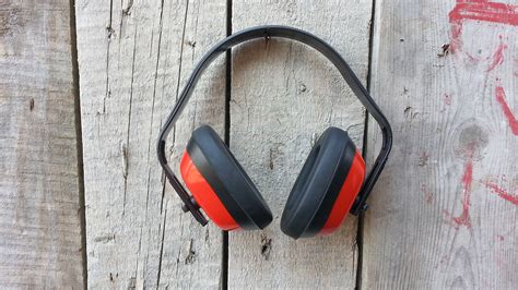 Construction Headphones - Finding The Perfect Headphones For Work