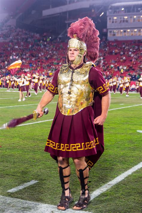 2018 USC Vs Notre Dame 0516 Benjamin Chua Flickr