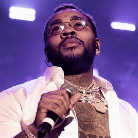 Download Kevin Gates Performing Live Wallpaper