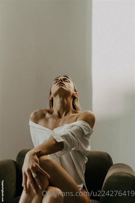 Dindondin Nude OnlyFans Leaks Fappening FappeningBook