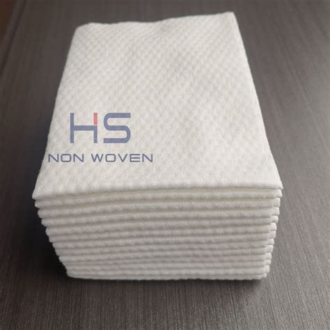 China Non Woven Disposable Dry Towel Soft Cotton Beauty Towel