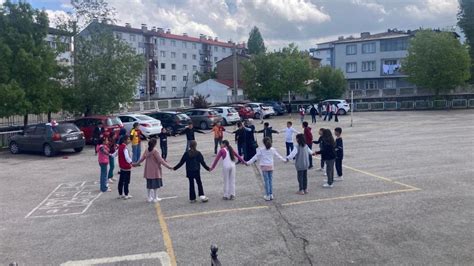 Okulumuzda Geleneksel Çocuk Oyunları Şenlikleri Düzenlendi Haşim