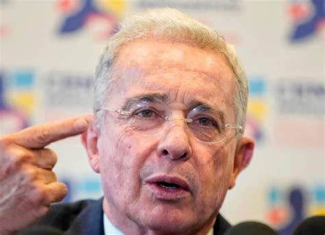 Fiscalía Llama Al Expresidente Uribe A Entregar Versión Libre Sobre