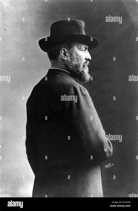 James Garfield Assassination Hi Res Stock Photography And Images Alamy