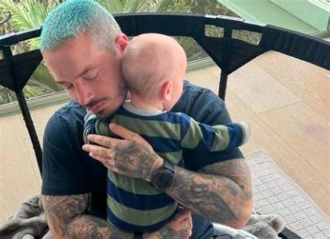 Rio El Hijo De J Balvin Ya Gatea Así Lo Celebró El Cantante