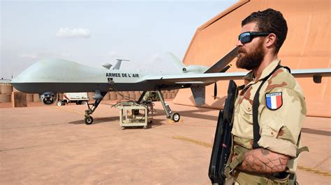 VIDEO Aéronautique l armée française va s équiper de drones de