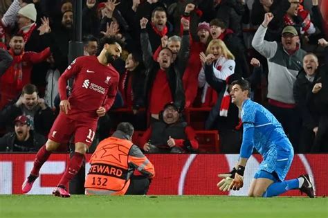 Vinicius Jr Brutally Trolls Liverpool Fans With Cristiano Ronaldo Gesture At Anfield Mirror Online