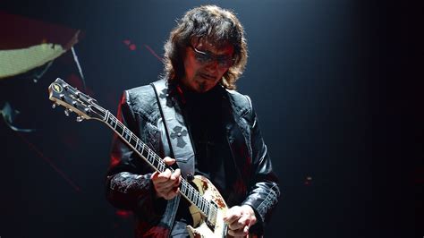 Tony Iommi Reveals Plans For New Solo Album 1007 Fm Kslx Classic