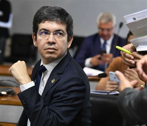 Randolfe Rodrigues Acusa Pazuello De Falso Testemunho Cpi