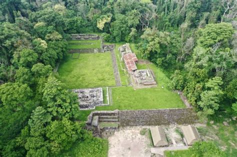 Visita Las Ruinas Mayas De Quiriguá En Guatemala Agencia Guetemalteca