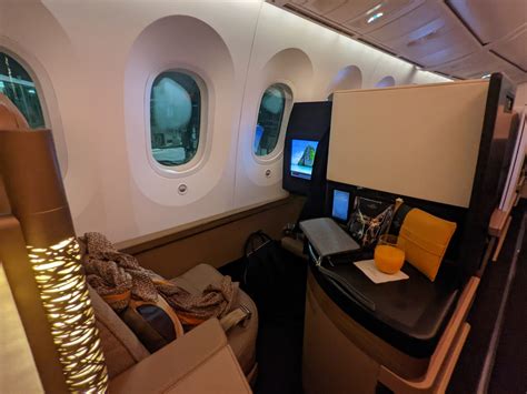 Etihad Airways Business Class Ze Weekend Traveller