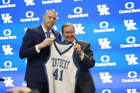 Kentucky Wildcats Mens Basketball Preview Mark Pope And A New Era Of Kentucky Hoops Rock M