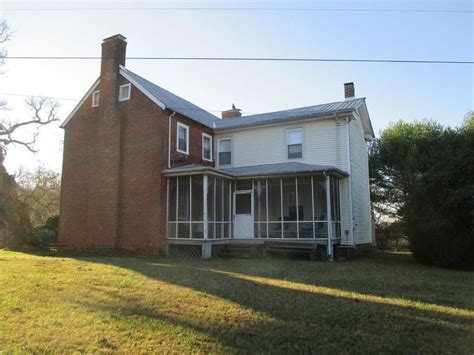 1799 Colonial For Sale In Moneta Virginia