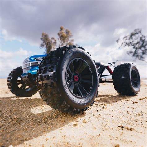 ARRMA 2019 1 8 KRATON 6S BLX 4WD Brushless Speed Monster Truck RTR