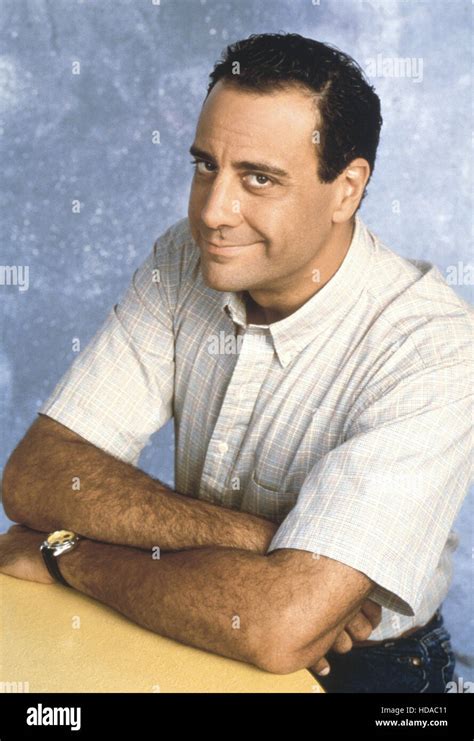 Everybody Loves Raymond Brad Garrett Season 3 1996 2005 © Cbs