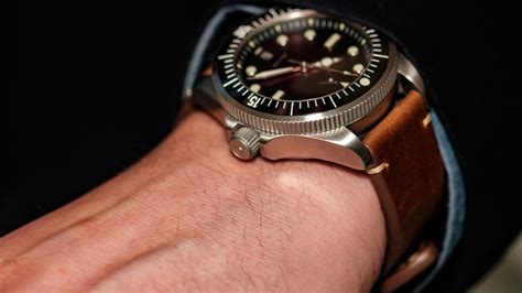 A Retro Inspired Dive Watch That Works At 500 Meters