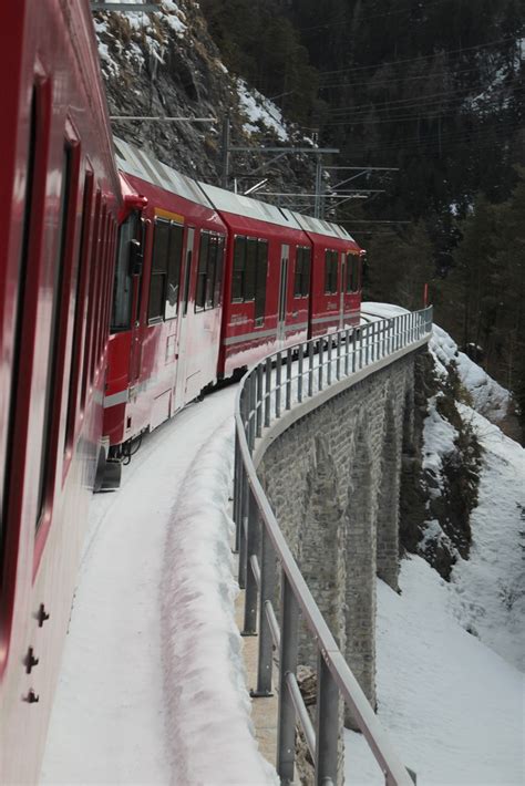 Rh Tische Bahn Rhb Triebzug Abe Allegra Mit Tauf Flickr