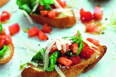 Bruschetta Med Tomat Basilika Och Parmesan Recept Zeta