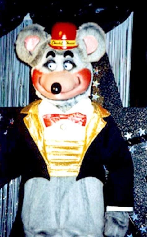 Chuck E Cheese Fnaf Art Showbiz Pizza