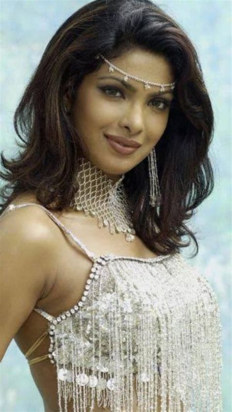 Aishwarya Rai Vs Priyanka Chopra R Vindictaratecelebs