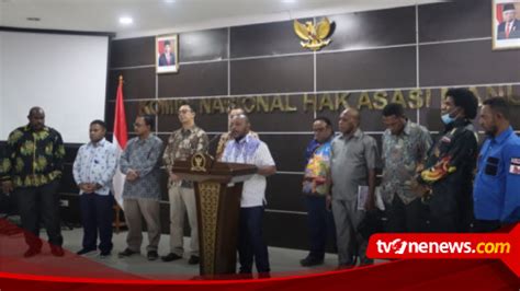 Bela Lukas Enembe Koalisi Rakyat Papua Ungkap Rekam Jejak KPK