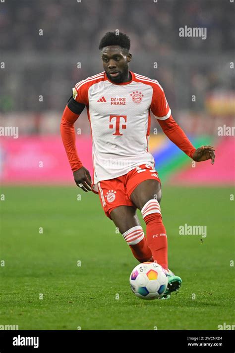 Alphonso Davies Bayern FC Munich FCB 19 Action Allianz Arena Munich