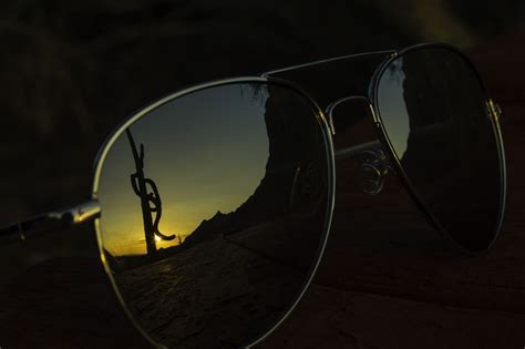 Sunset Reflection In Sunglasses Sunglasses Photography Reflection