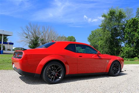 First Drive 2018 Dodge Challenger Srt Hellcat Widebody Hot Rod Network