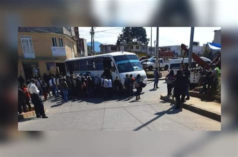 Protestan Transportistas En Zacatl N Por Cambios En La Circulaci N E