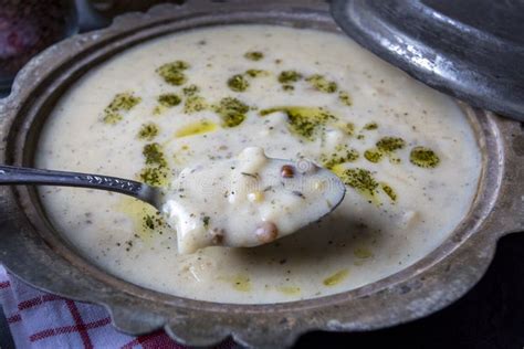 Comida Tradicional Turca Deliciosa Sopa De Yogur Nombre Turco Yayla