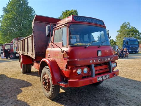 Bedford KM Joseph Hughes Bedford Brilliance Looking Ama Flickr