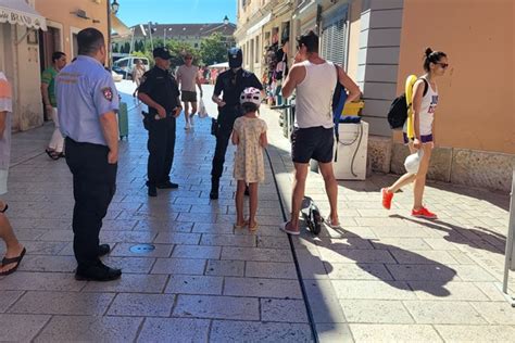 Rovinjski komunalci i policajci u zajedničkoj akciji kontrole prometa u ...