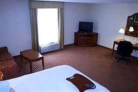 Hampton Inn Roanoke / Hollins I-81 Roanoke | Bookonline.com